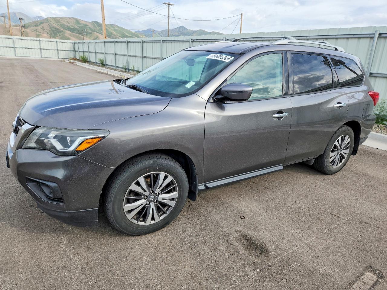 2017 NISSAN PATHFINDER