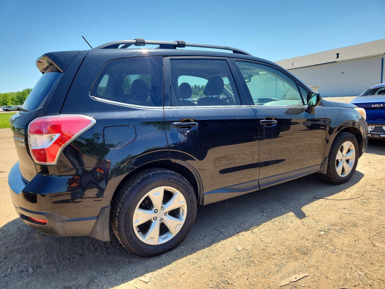 2015 SUBARU FORESTER