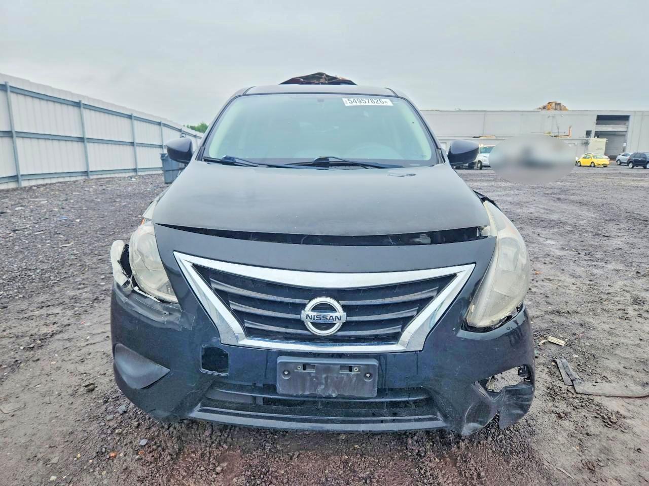 2017 NISSAN VERSA