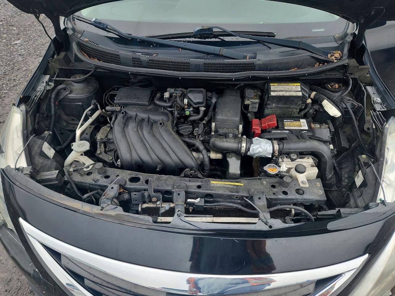 2017 NISSAN VERSA