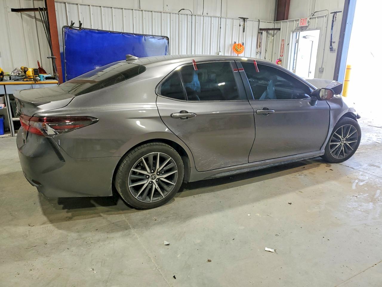 2023 TOYOTA CAMRY