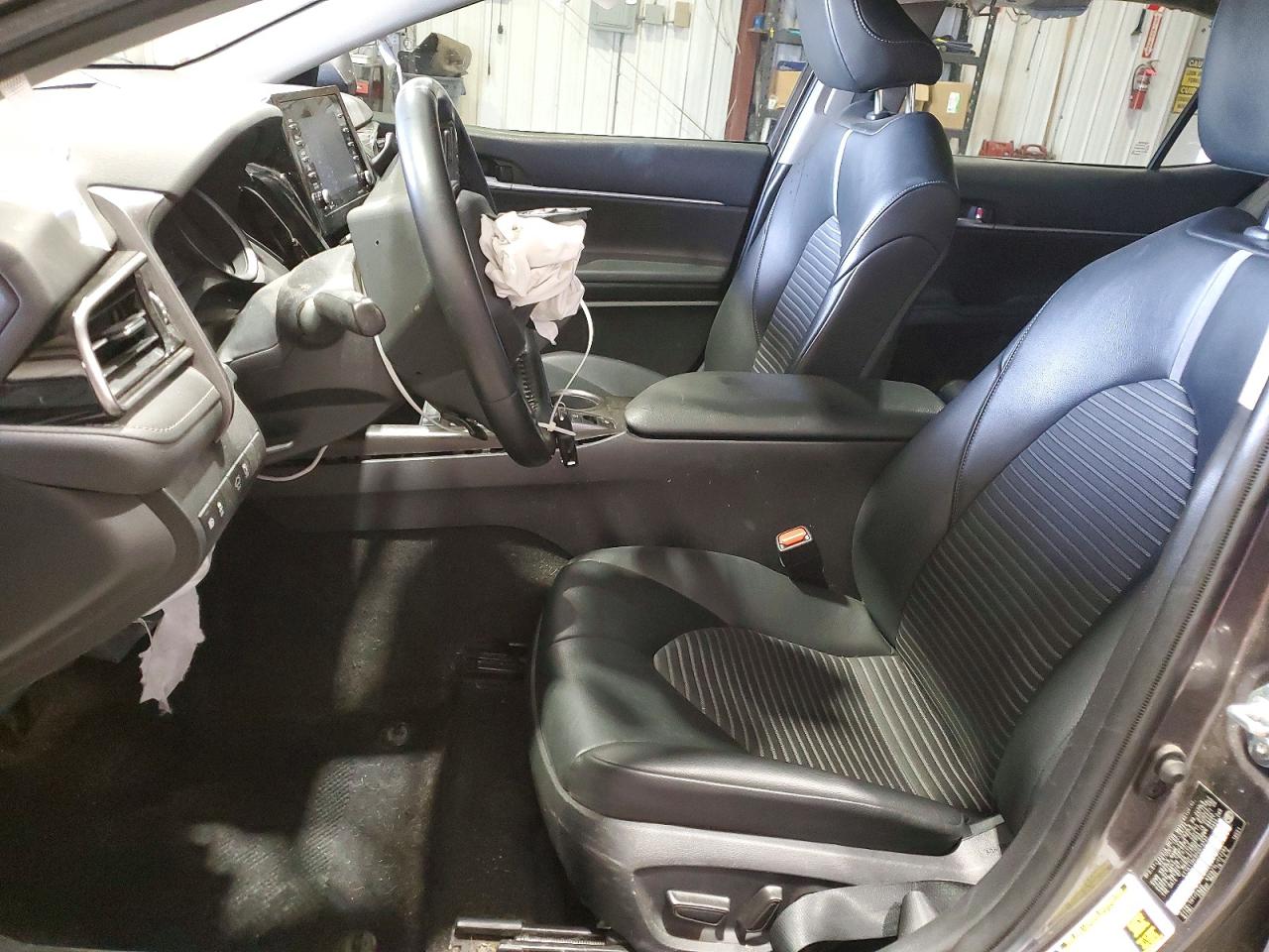 2023 TOYOTA CAMRY