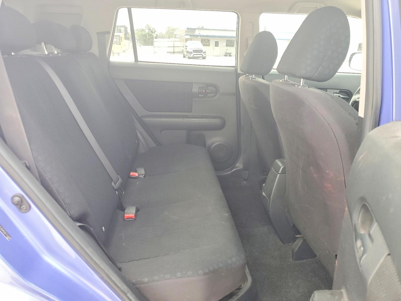 2010 TOYOTA SCION