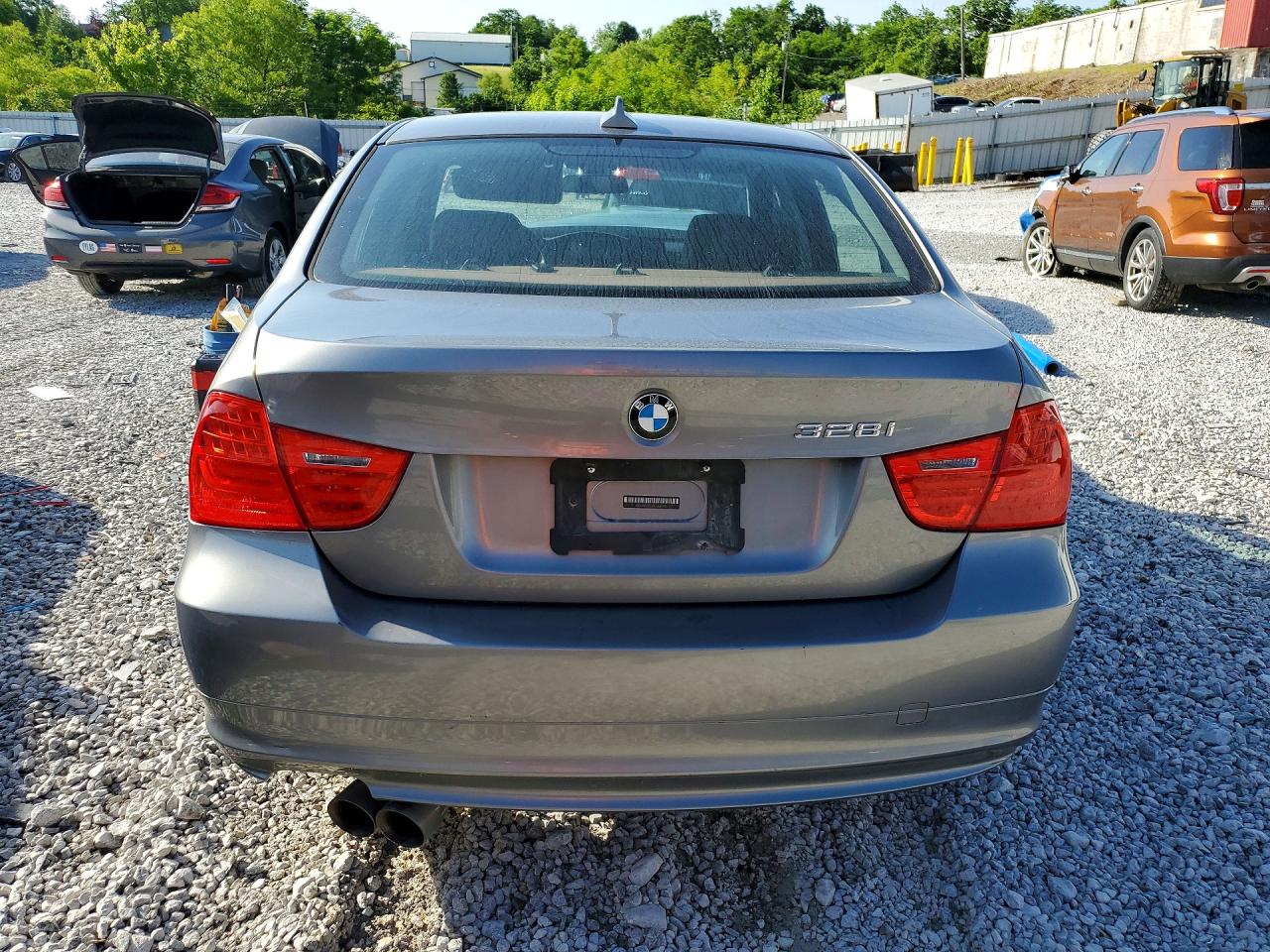 2010 BMW 3 SERIES