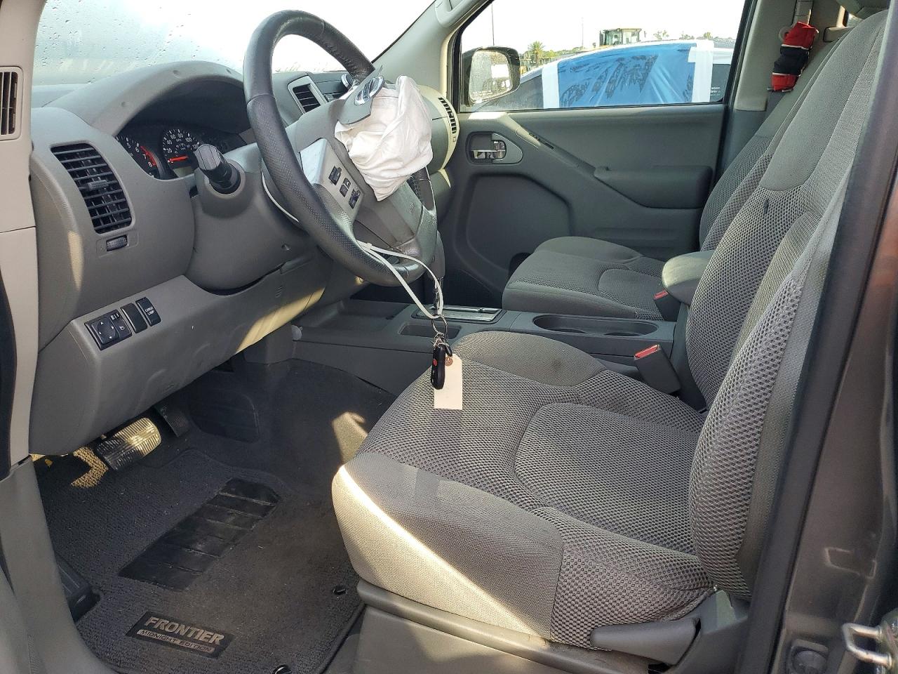 2019 NISSAN FRONTIER