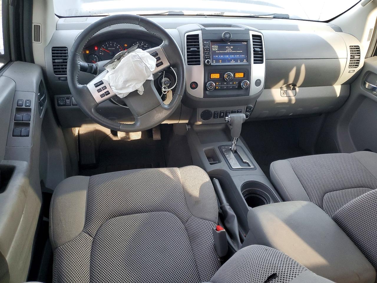 2019 NISSAN FRONTIER