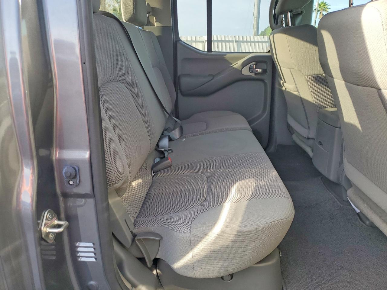 2019 NISSAN FRONTIER