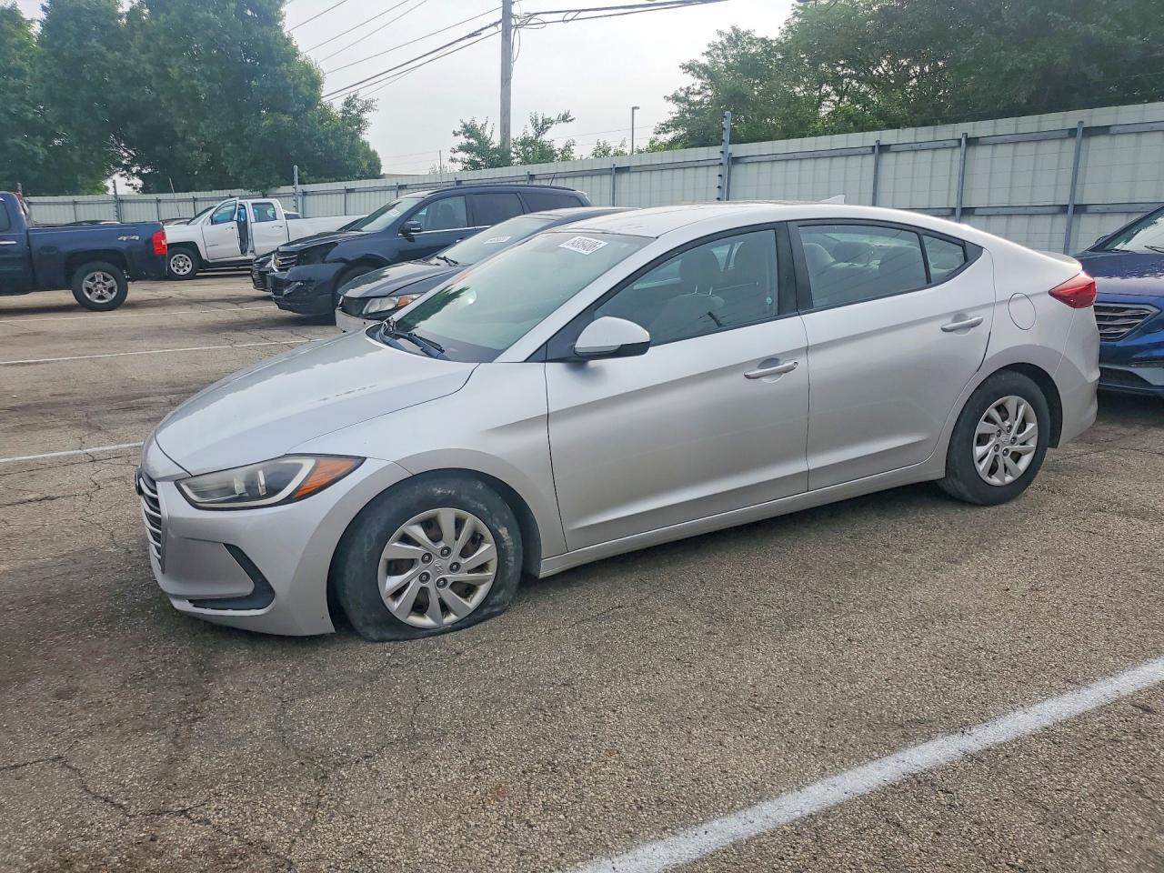 2017 HYUNDAI ELANTRA