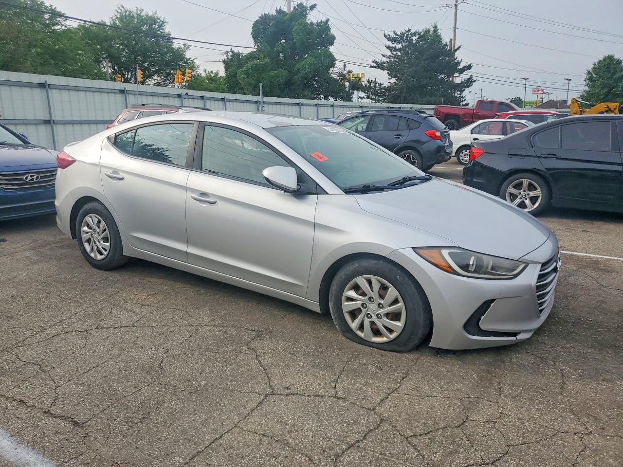 2017 HYUNDAI ELANTRA