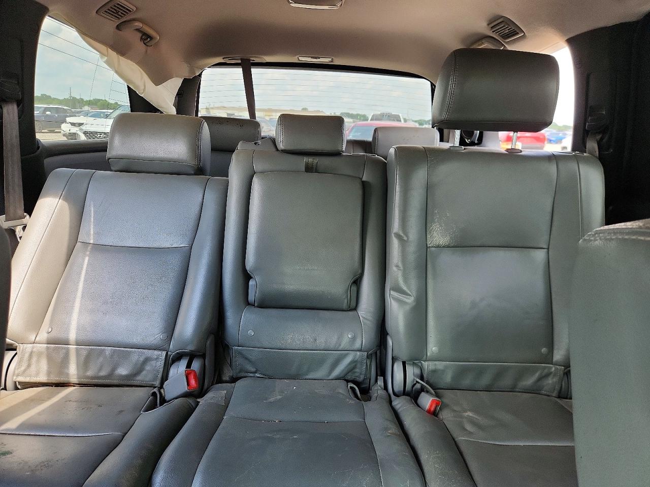 2011 TOYOTA SEQUOIA