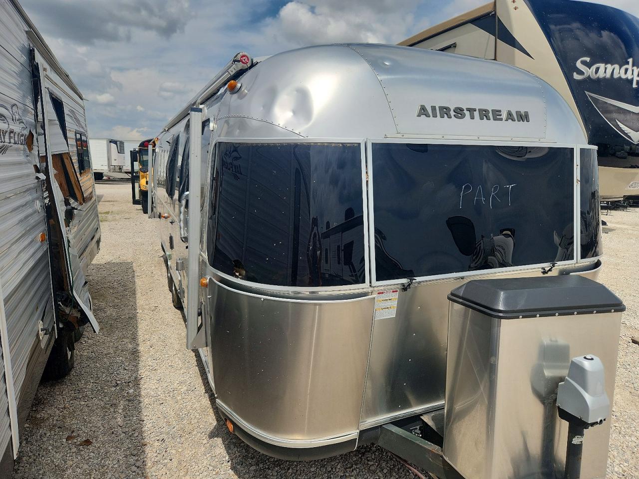 2016 AIRSTREAM UNKNOWN