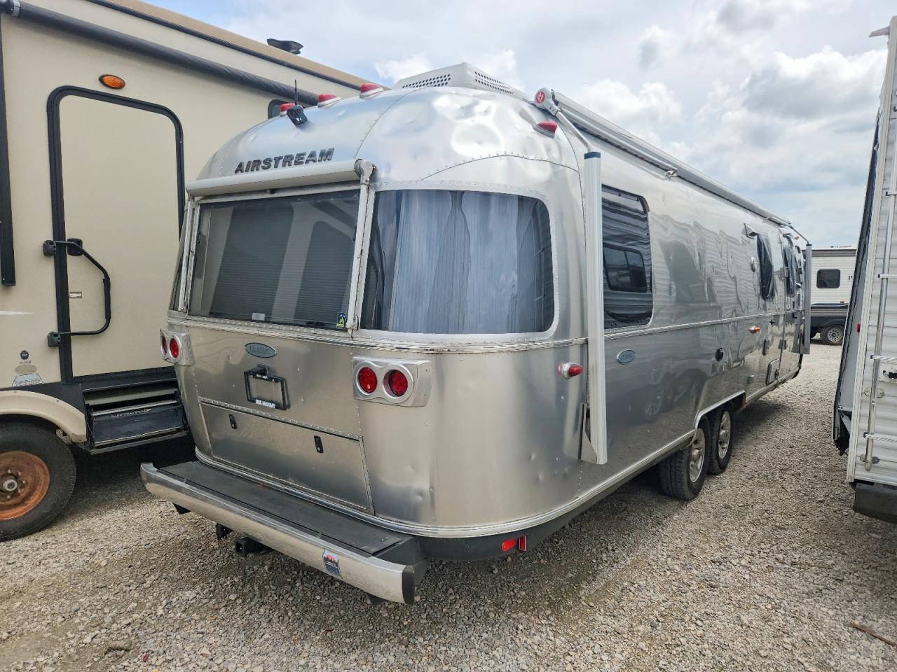 2016 AIRSTREAM UNKNOWN