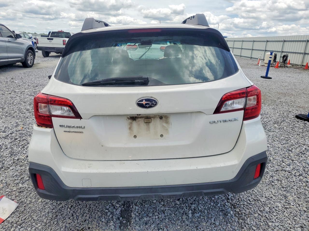 2018 SUBARU OUTBACK