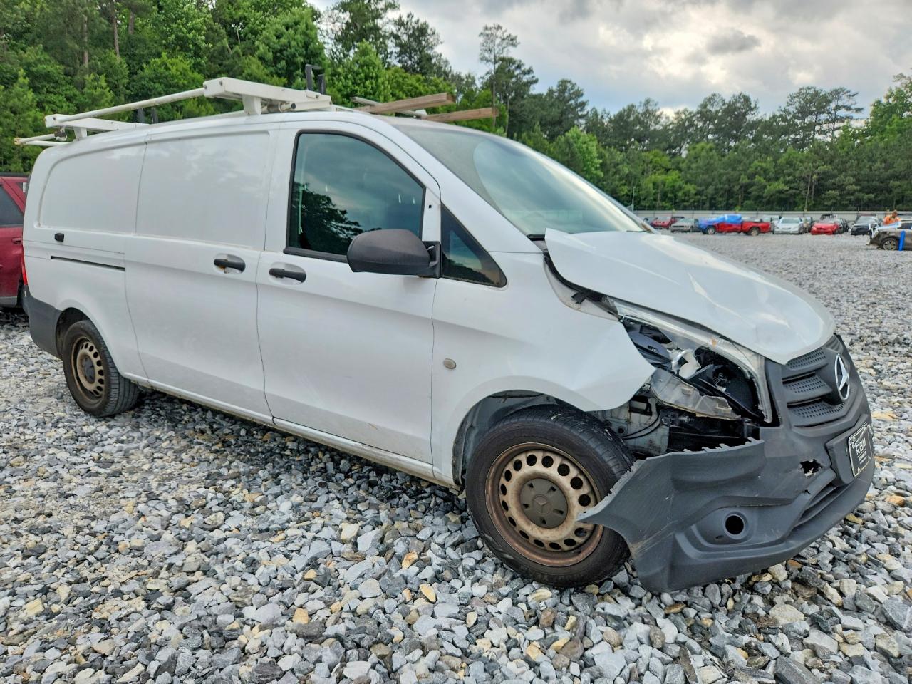 2020 MERCEDES-BENZ METRIS