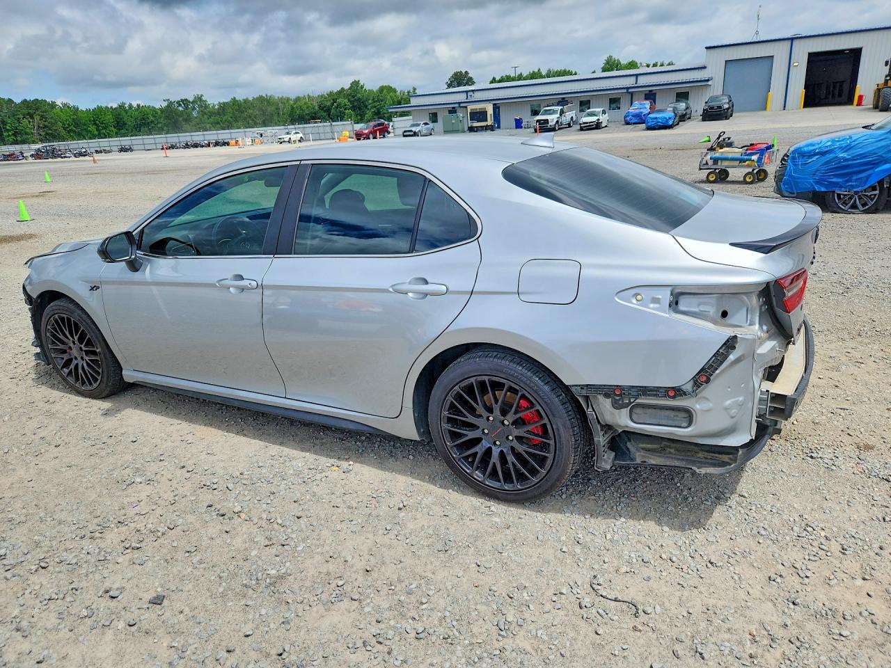 2022 TOYOTA CAMRY