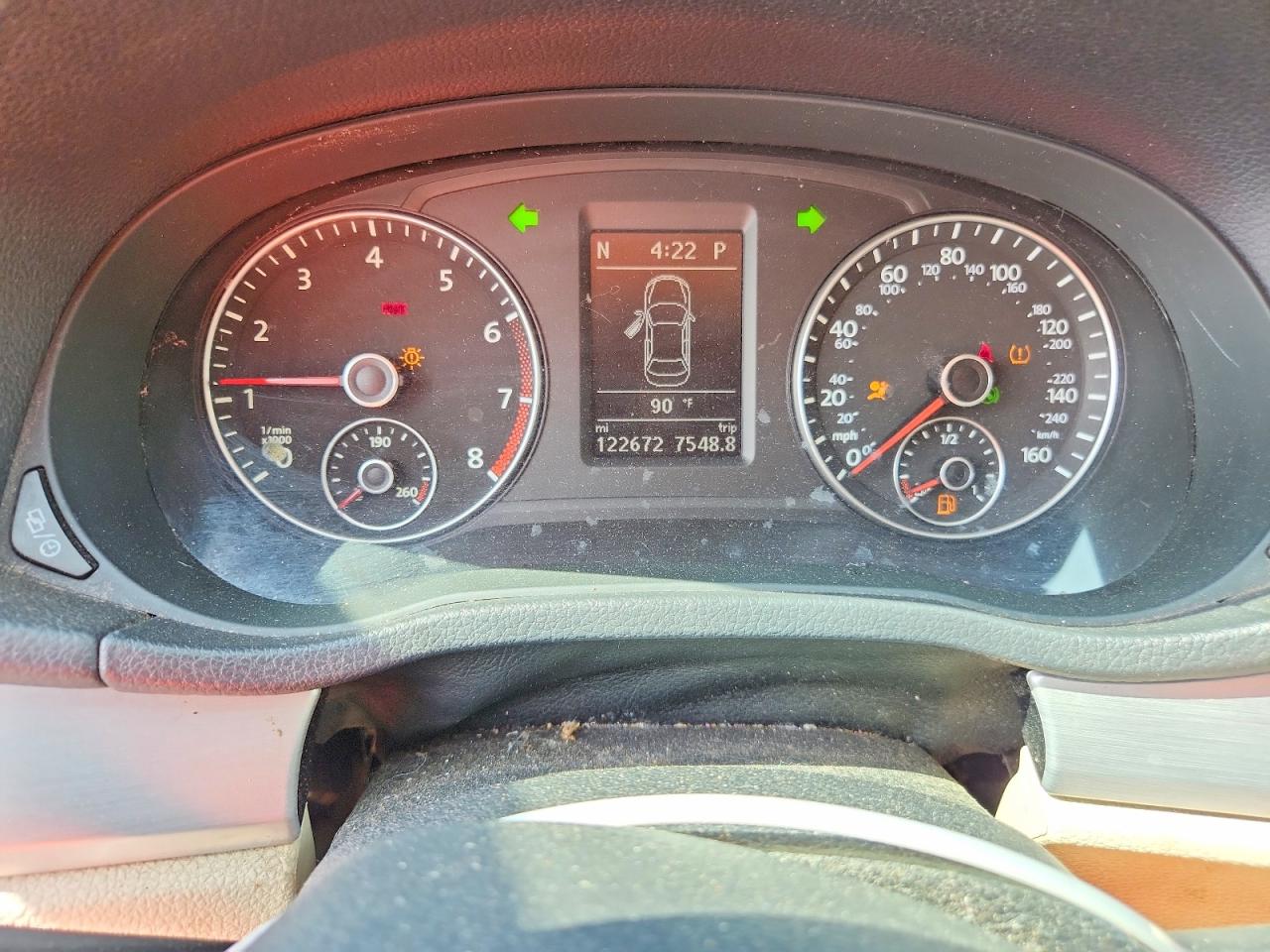 2013 VOLKSWAGEN PASSAT