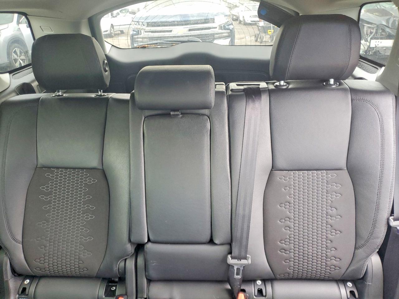 2018 LAND ROVER DISCOVERY