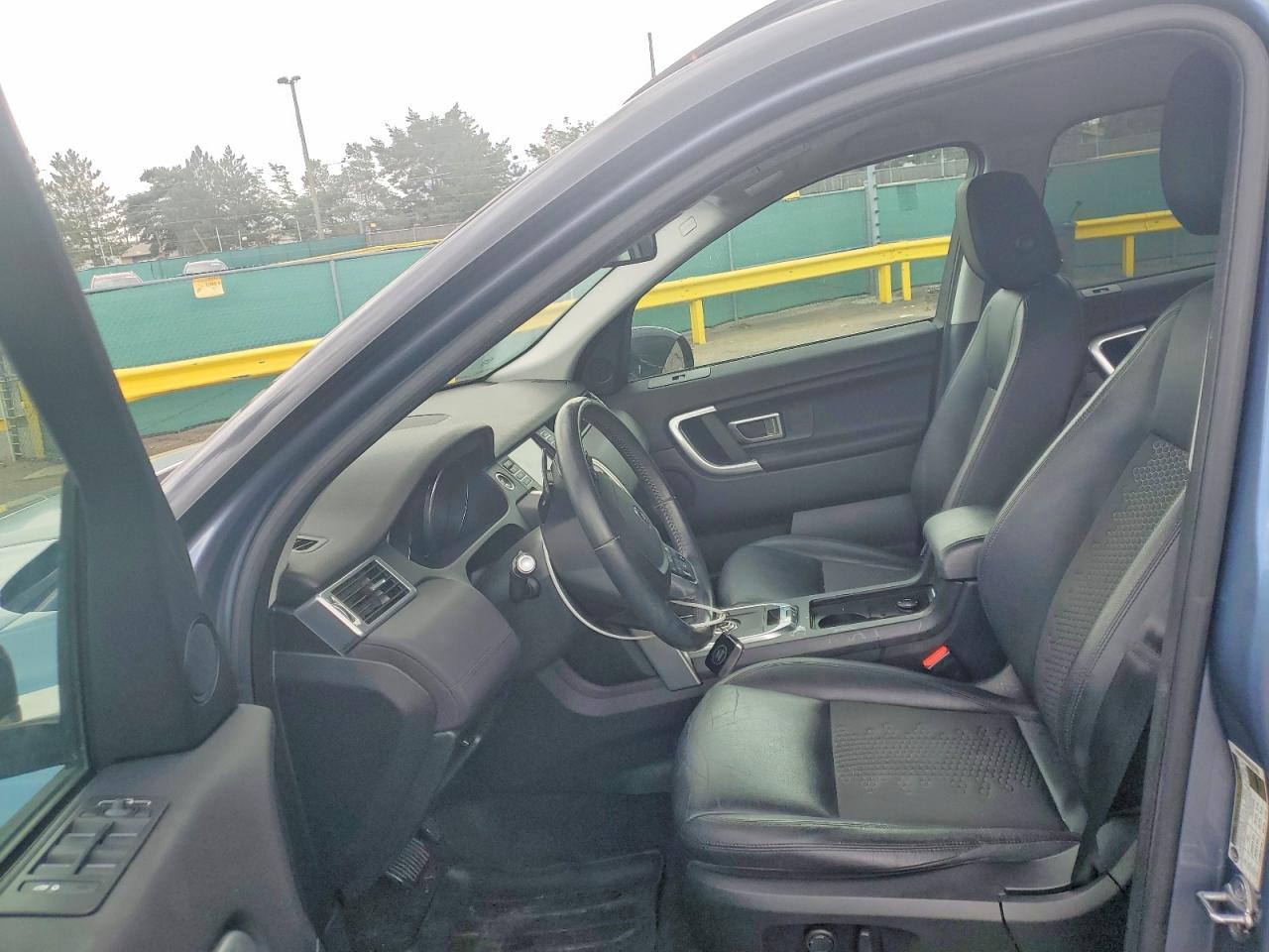 2018 LAND ROVER DISCOVERY