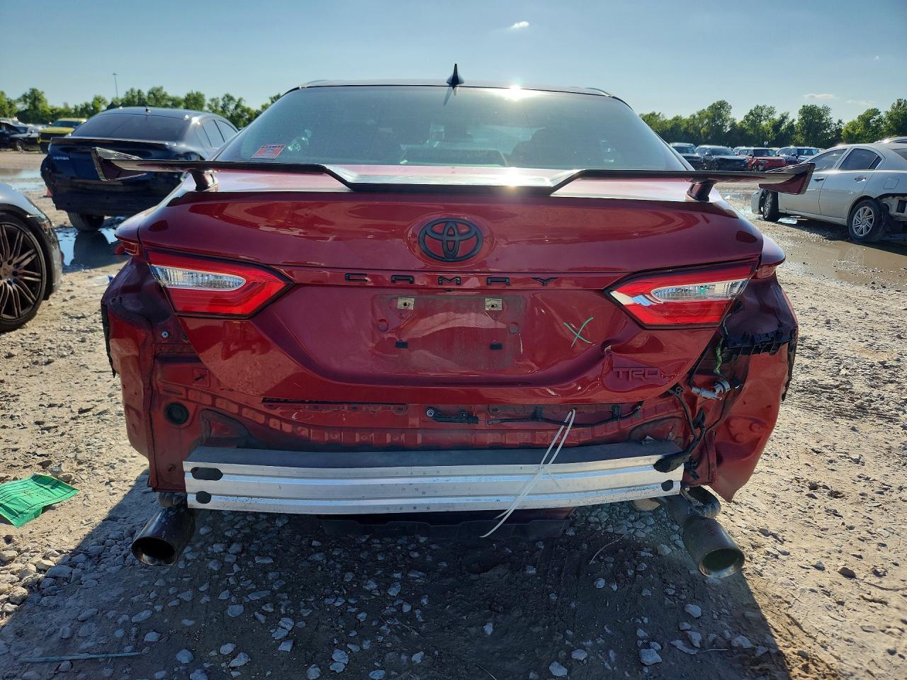 2020 TOYOTA CAMRY
