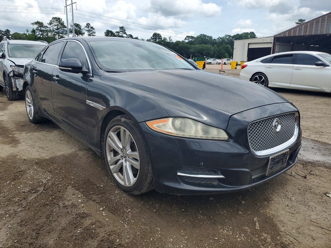 2011 JAGUAR XJ