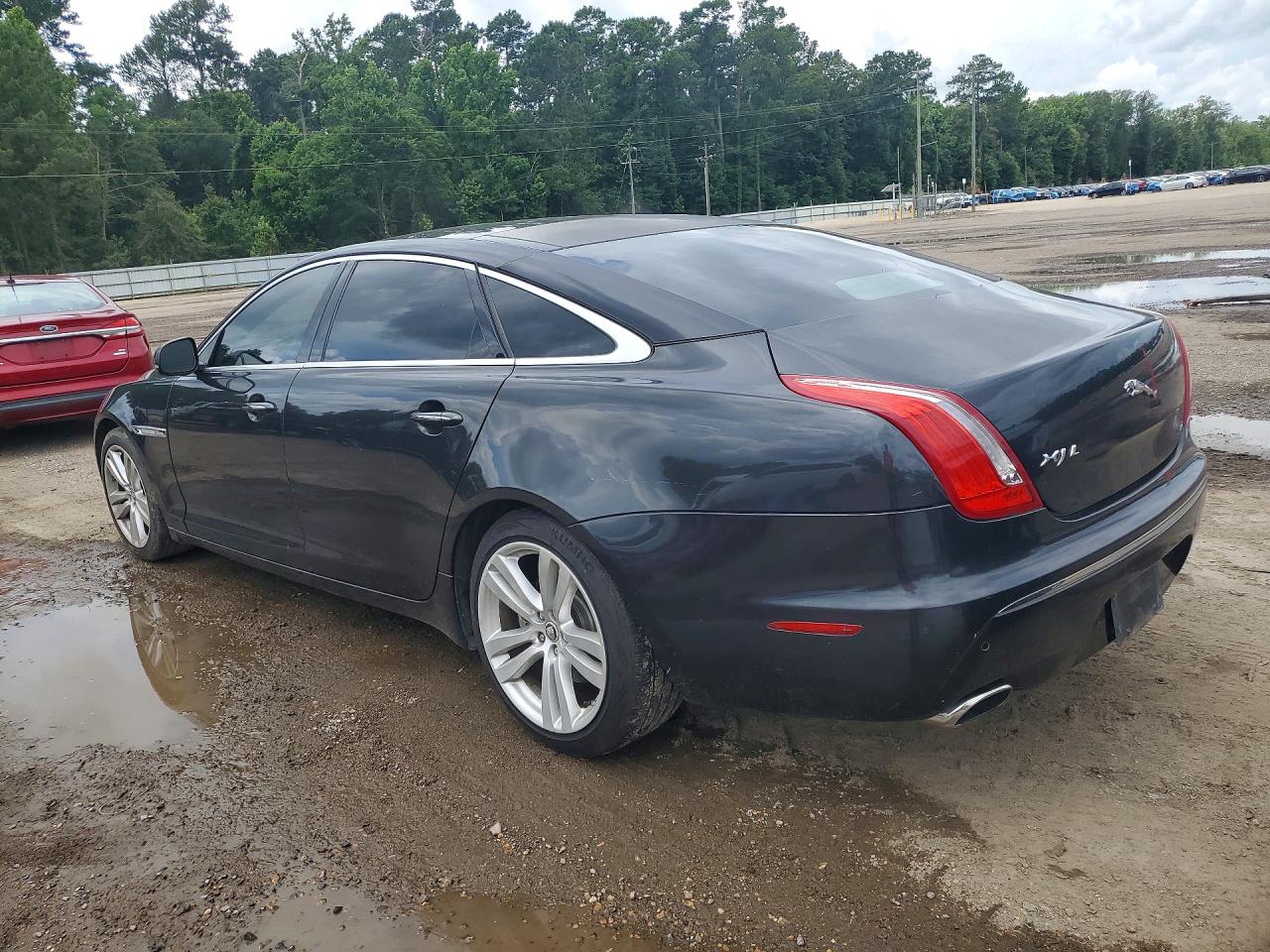 2011 JAGUAR XJ