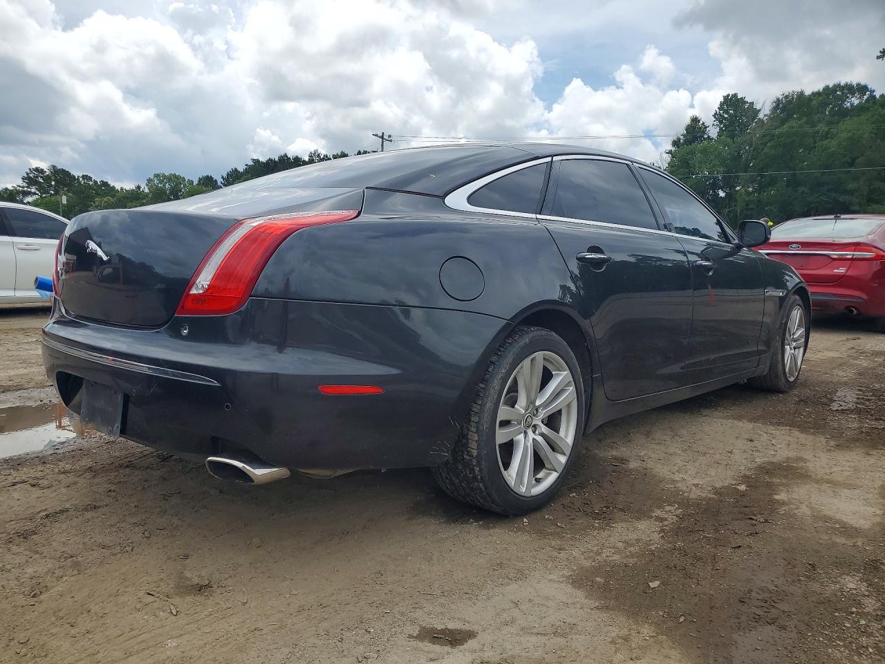 2011 JAGUAR XJ
