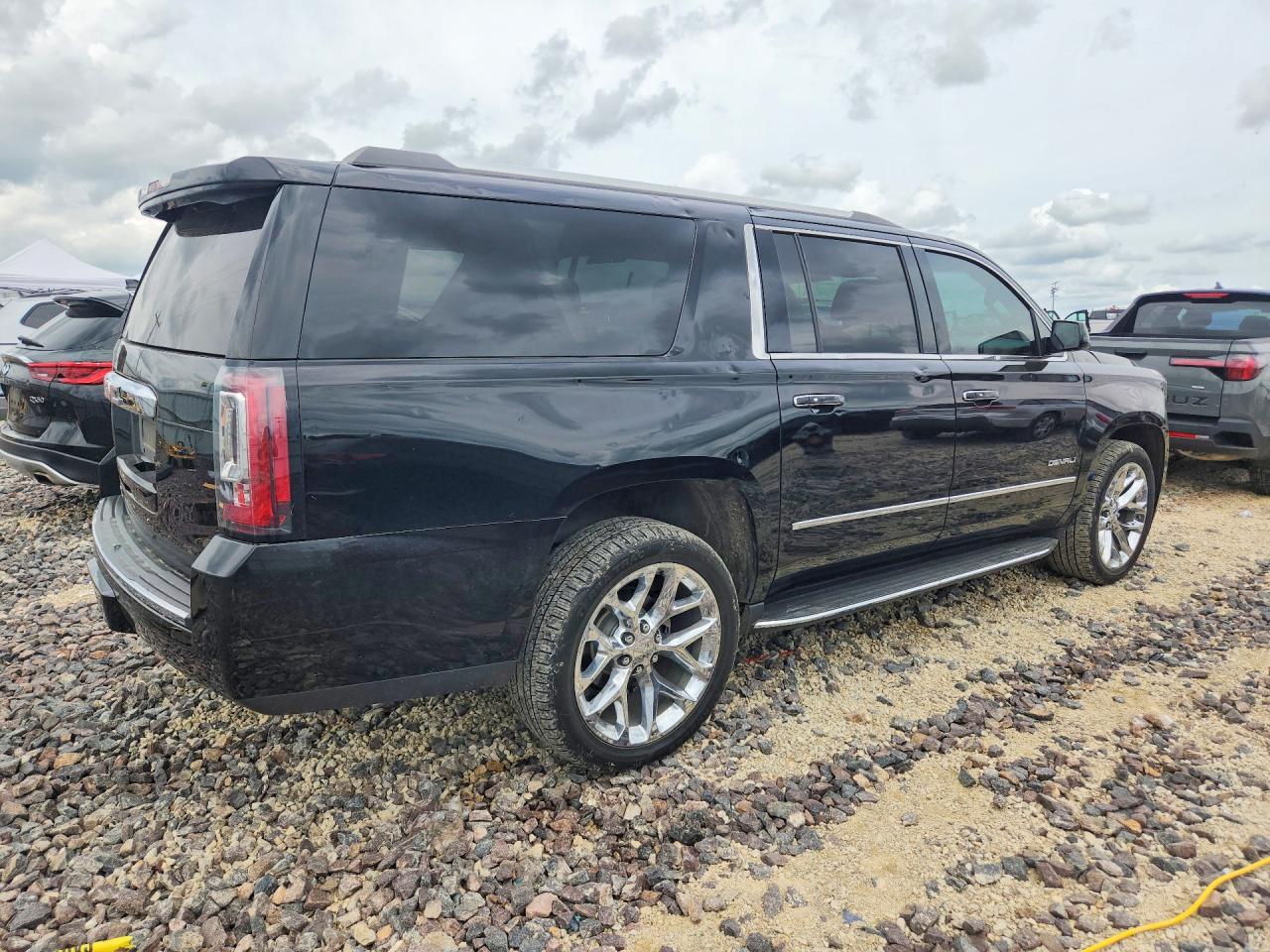 2018 GMC YUKON