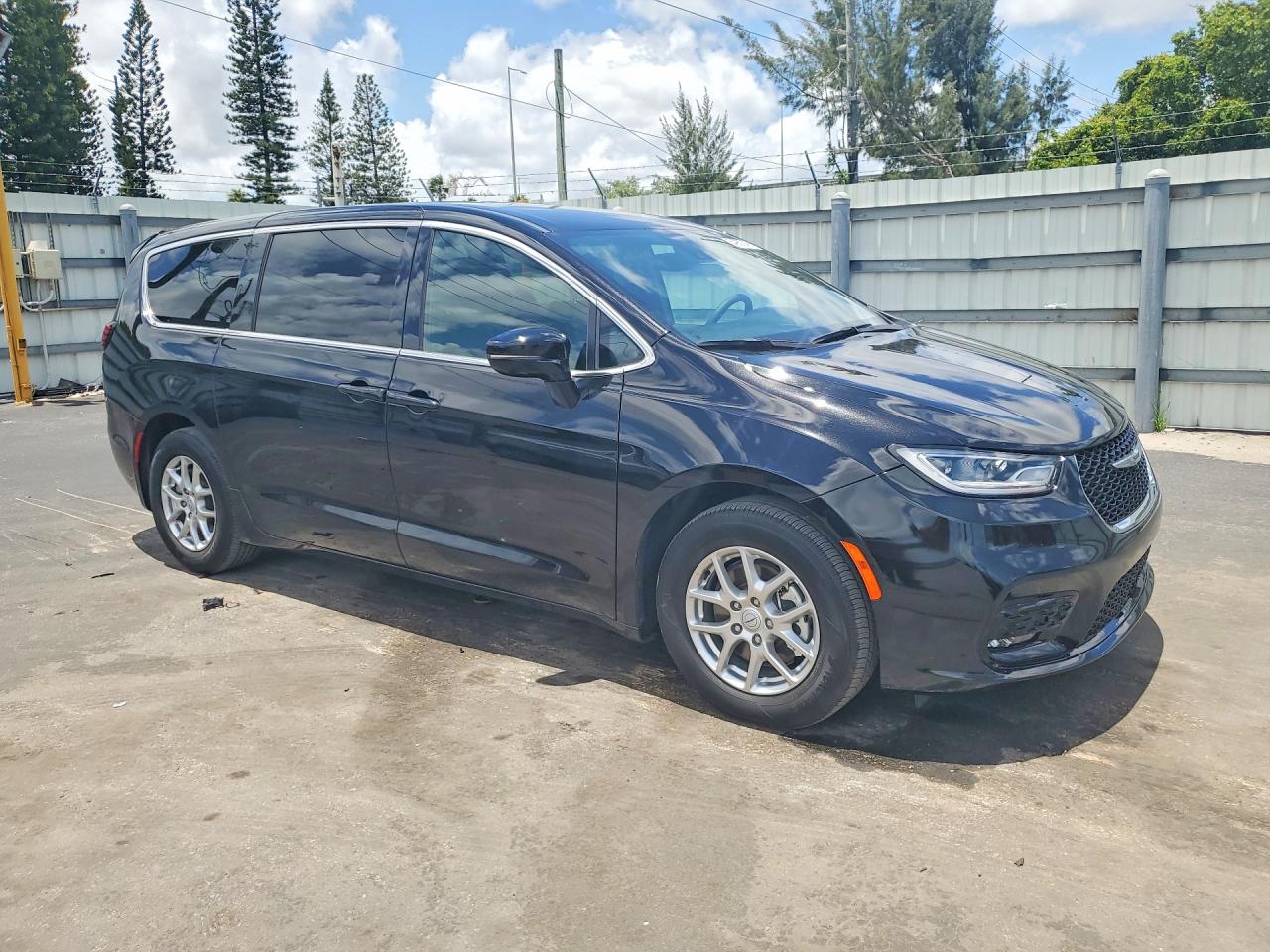 2025 CHRYSLER PACIFICA