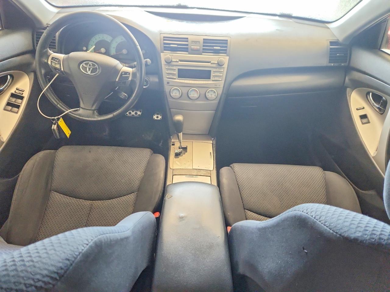 2010 TOYOTA CAMRY