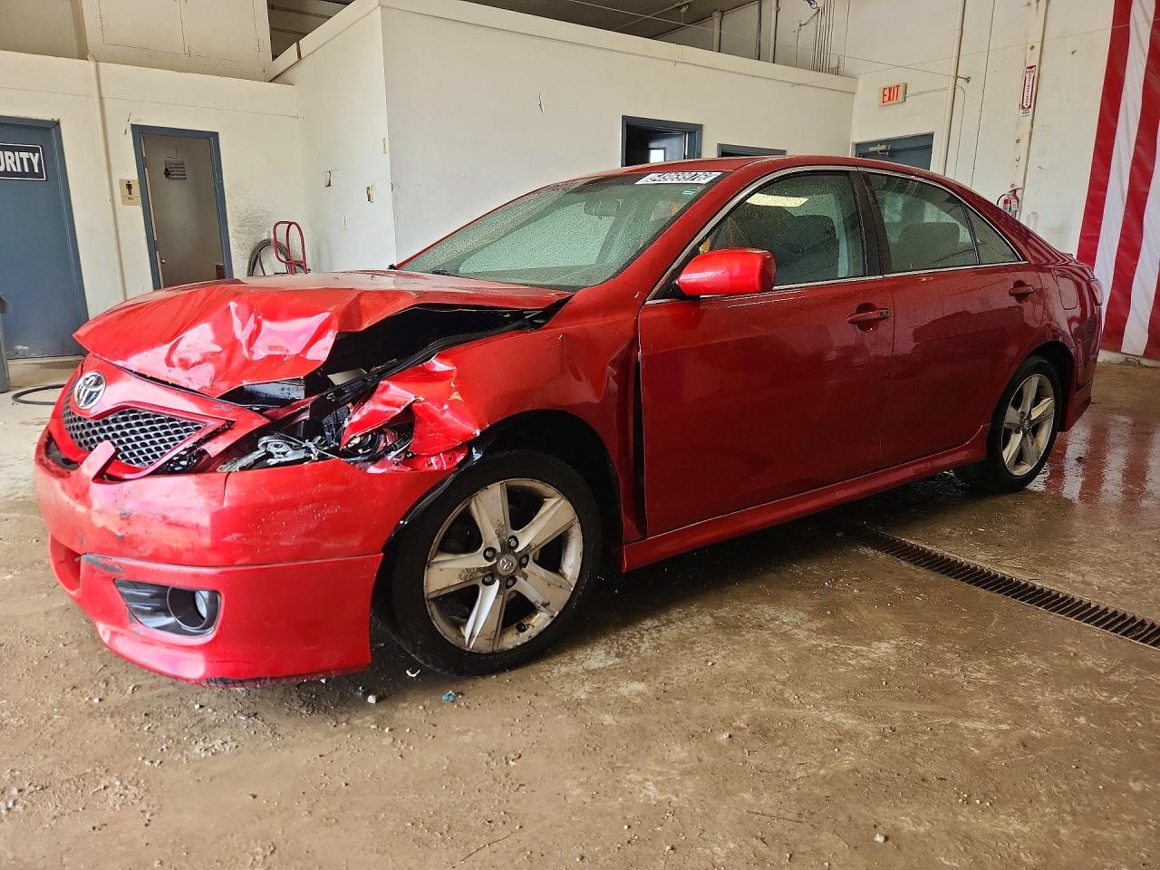 2010 TOYOTA CAMRY