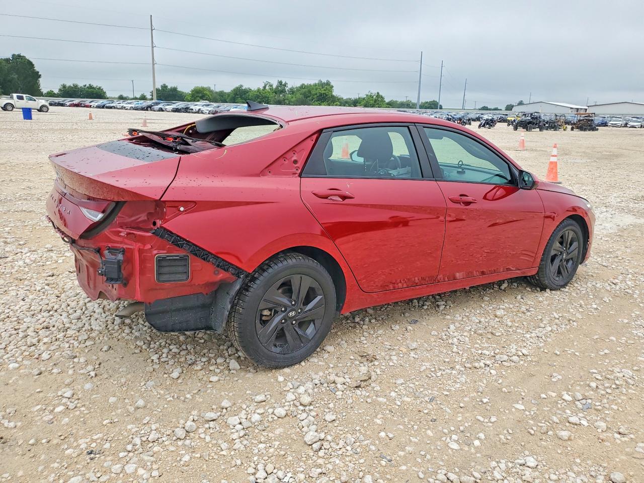 2021 HYUNDAI ELANTRA