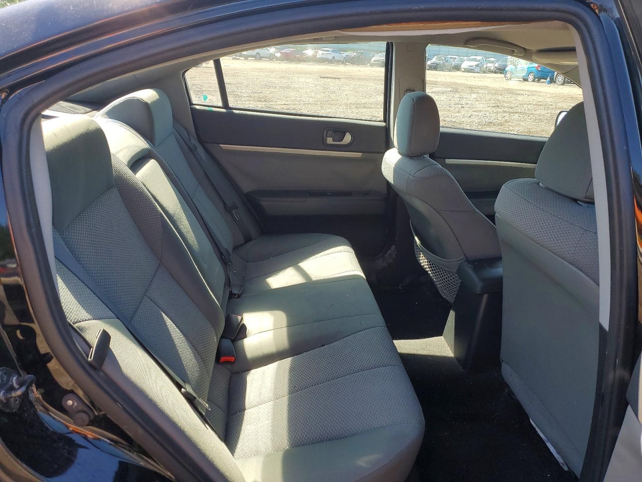 2010 MITSUBISHI GALANT