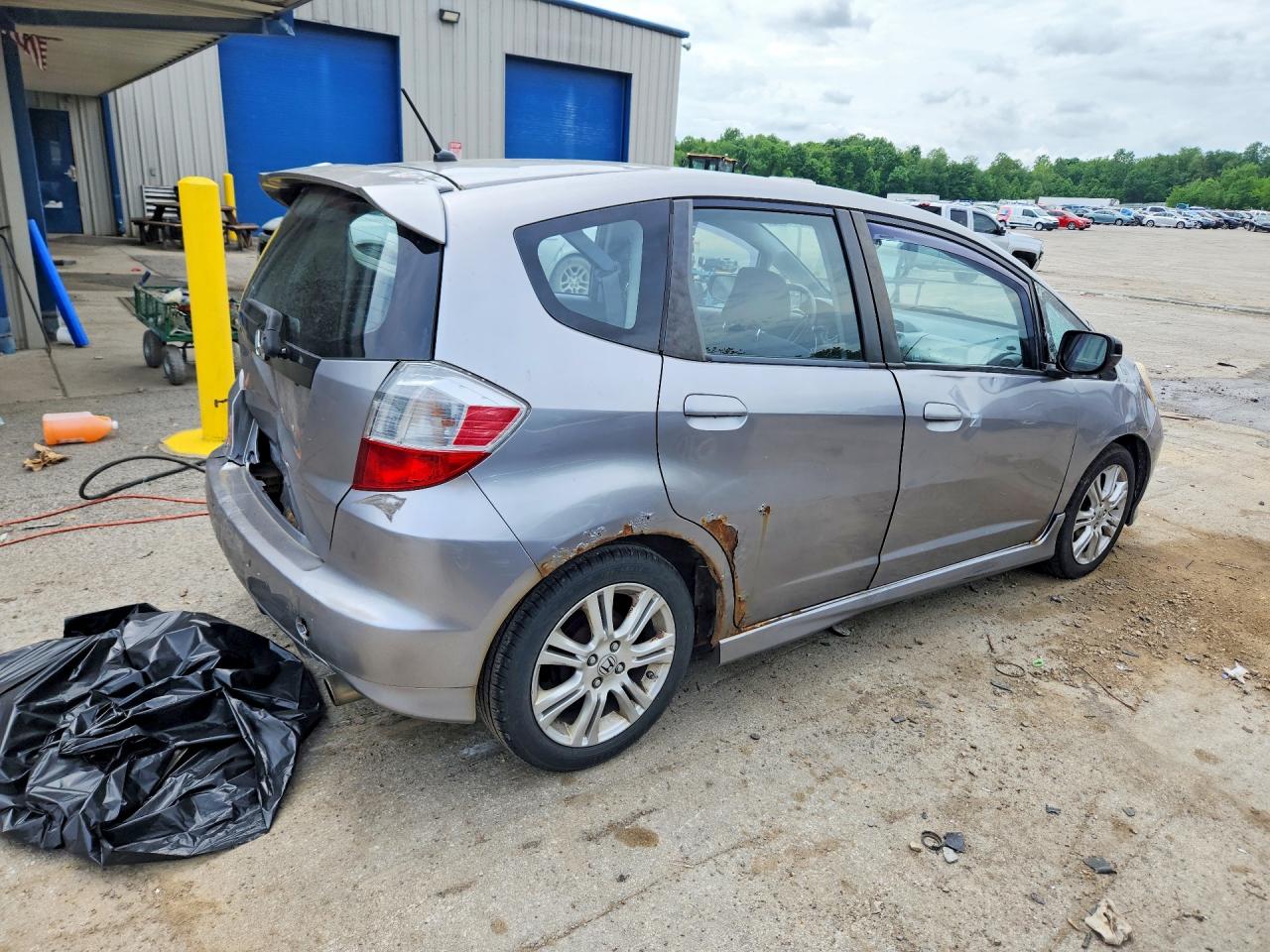 2009 HONDA FIT