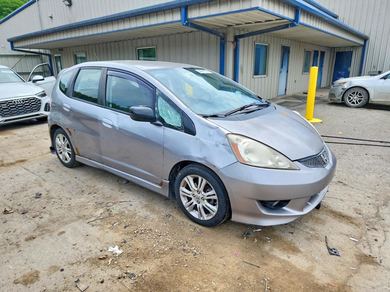 2009 HONDA FIT