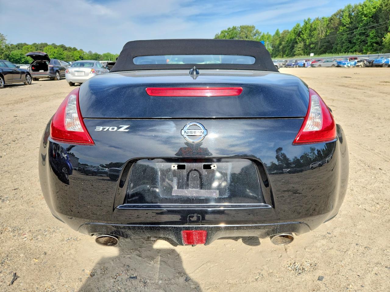 2017 NISSAN 370Z