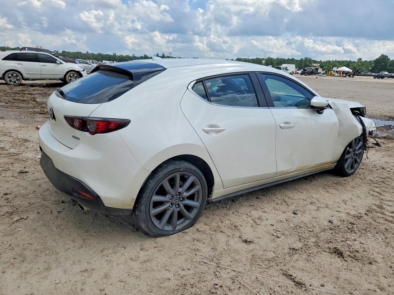 2020 MAZDA 3