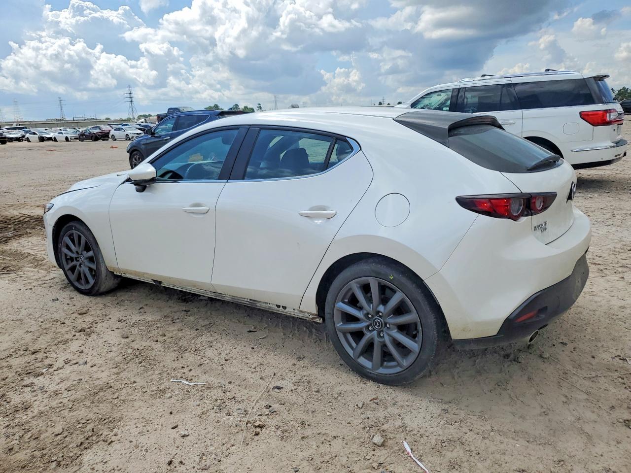 2020 MAZDA 3