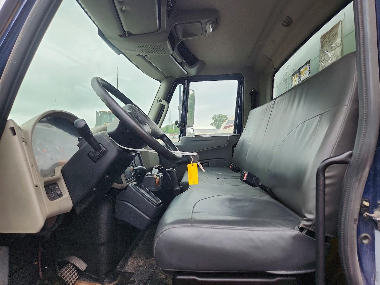2014 INTERNATIONAL 4300