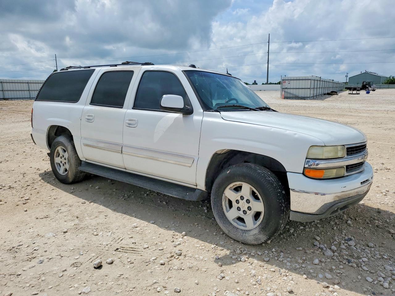 2004 CHEVROLET SUBURBAN