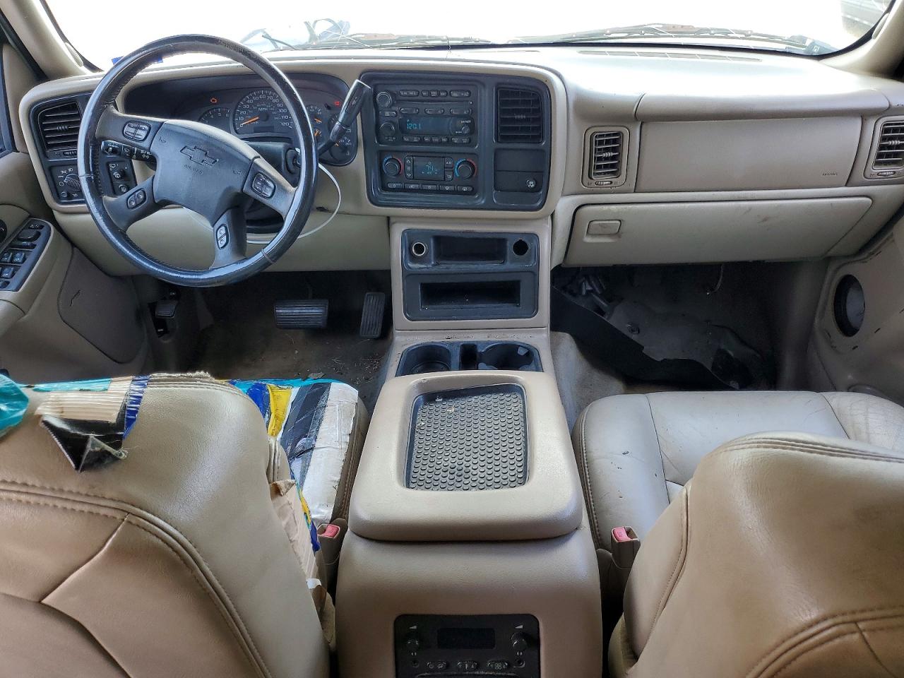 2004 CHEVROLET SUBURBAN