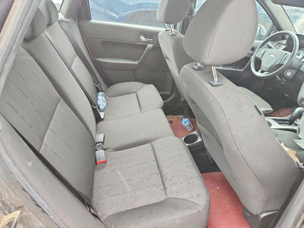 2010 FORD FOCUS