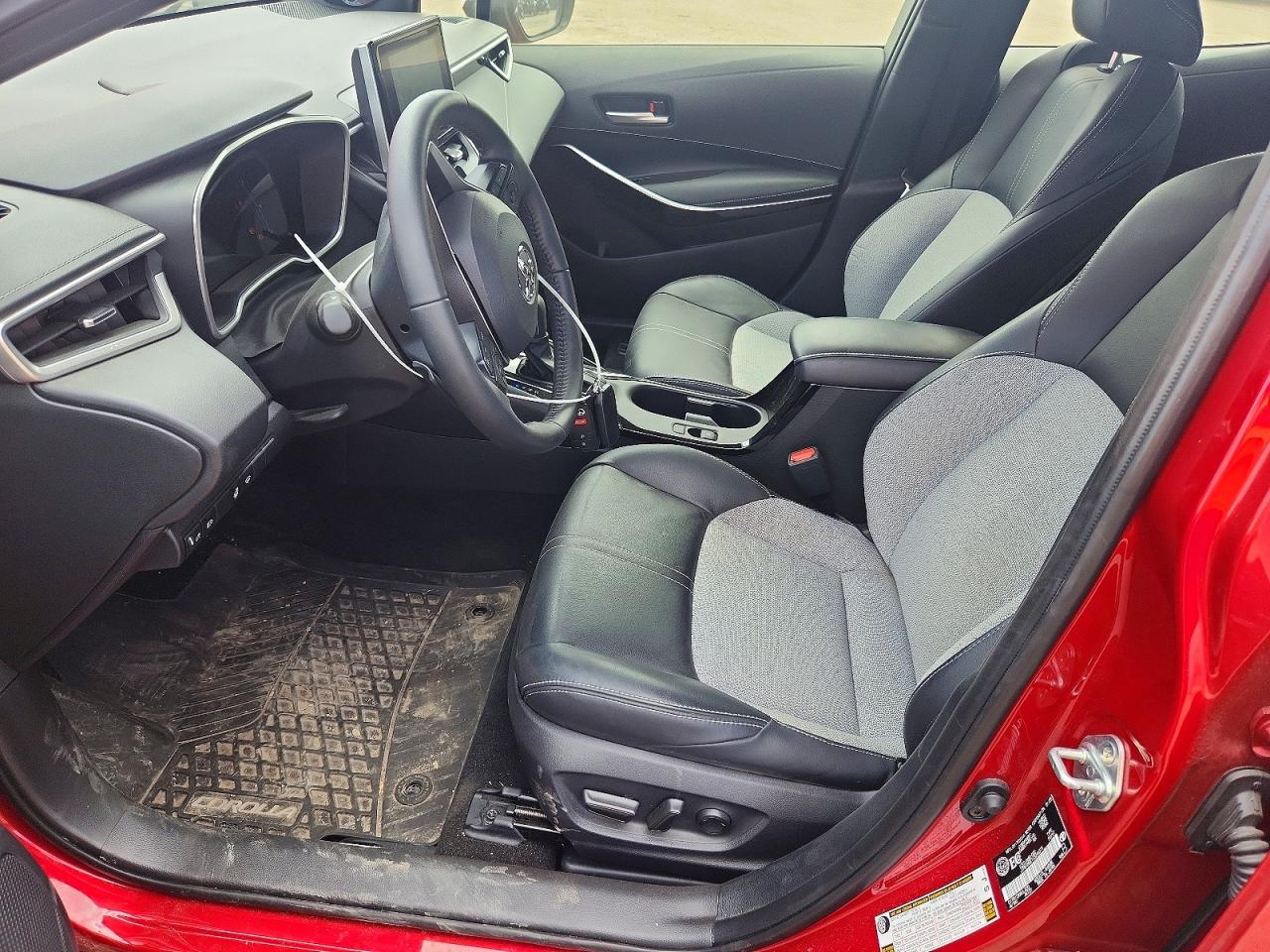 2025 TOYOTA COROLLA