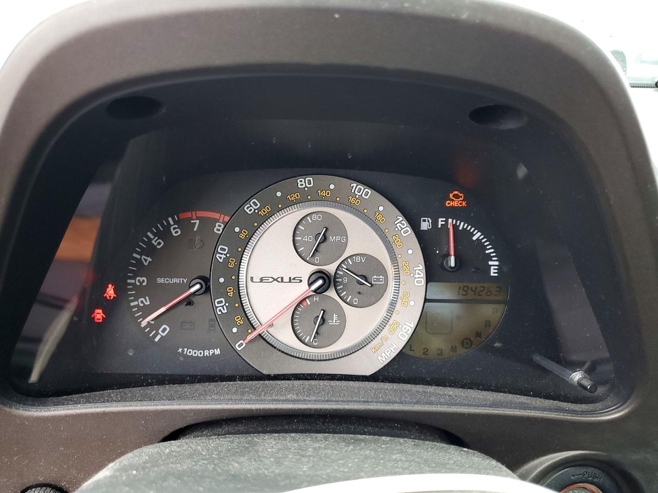 2001 LEXUS IS