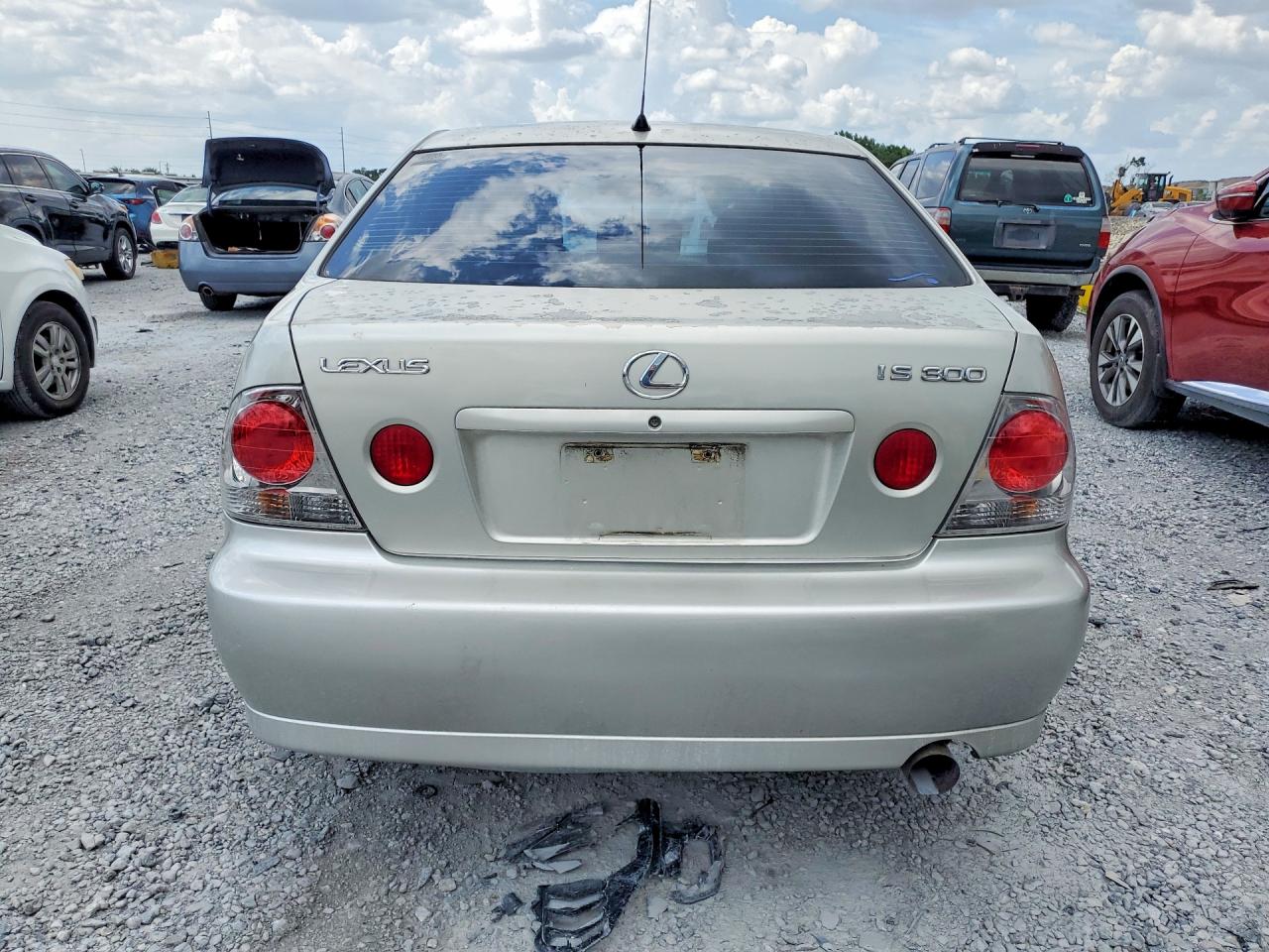 2001 LEXUS IS