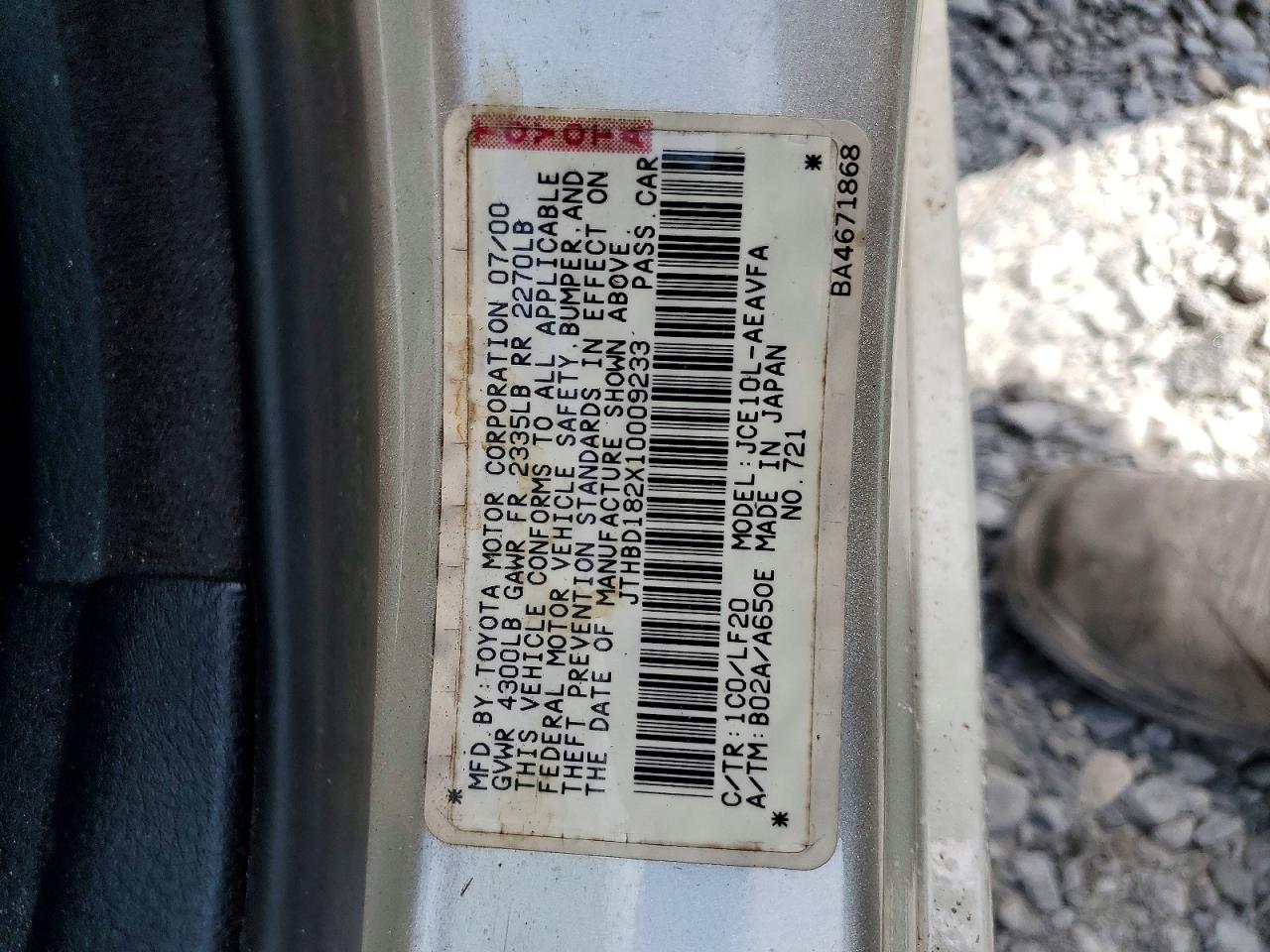 2001 LEXUS IS