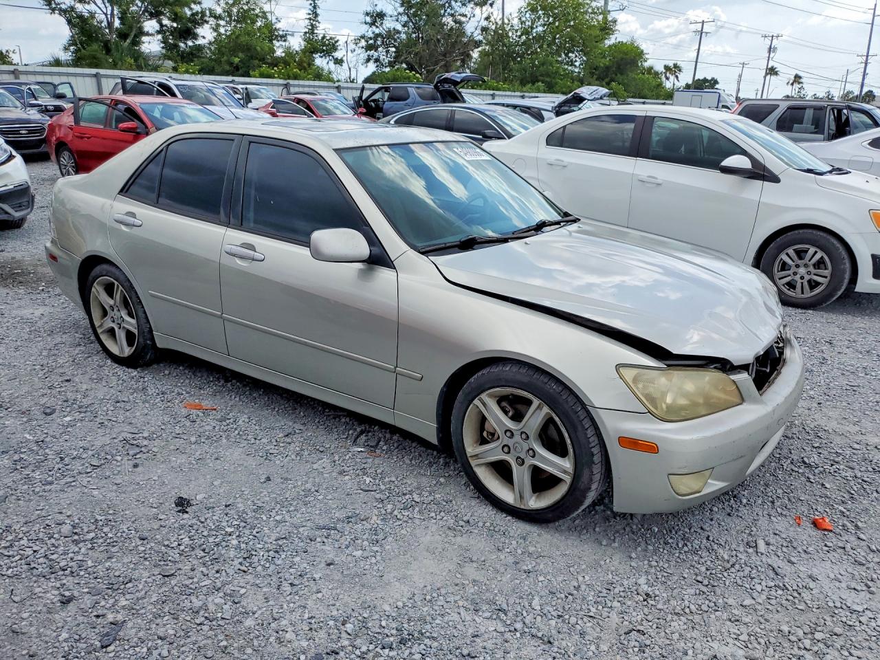 2001 LEXUS IS