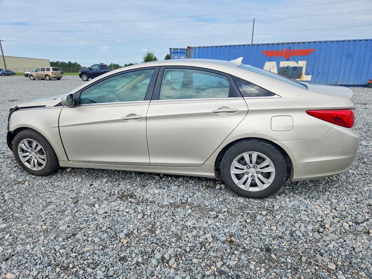 2011 HYUNDAI SONATA