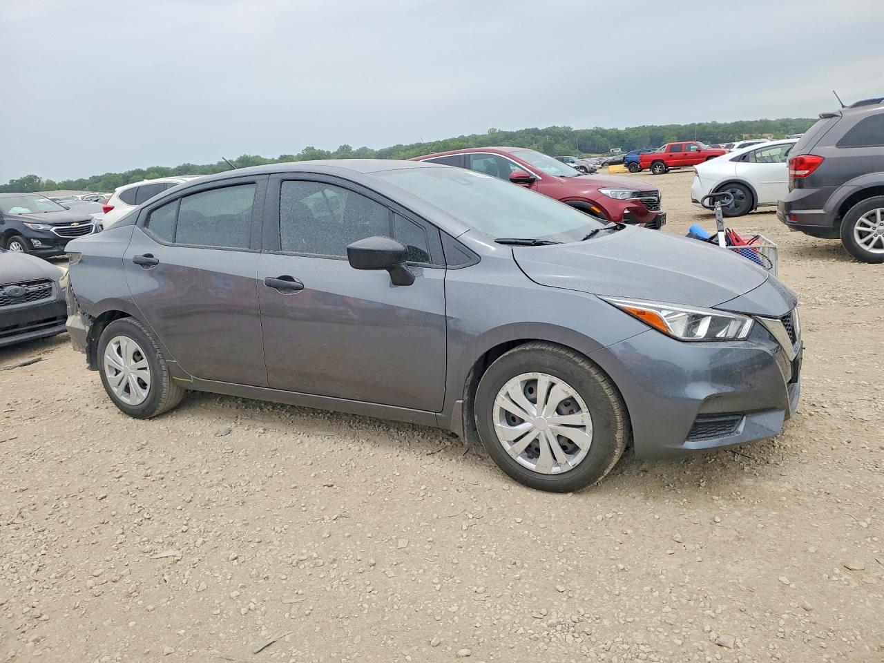 2020 NISSAN VERSA