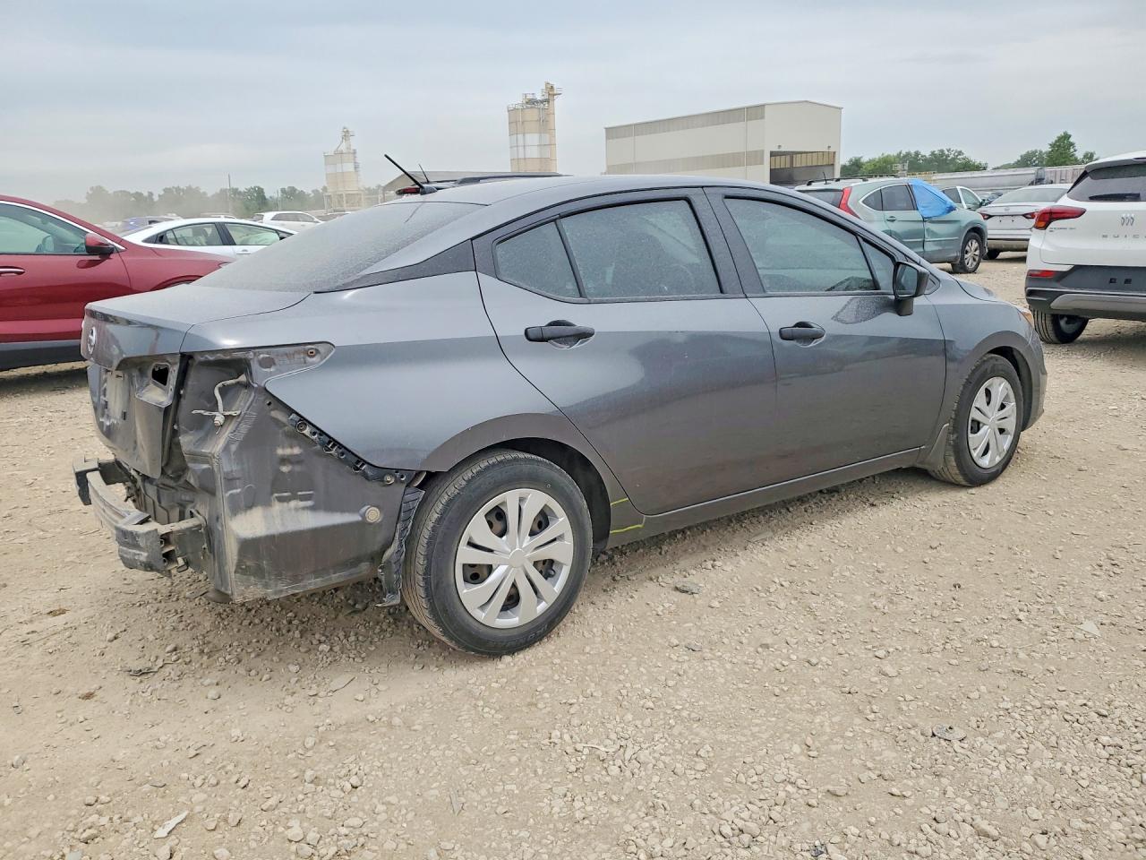 2020 NISSAN VERSA