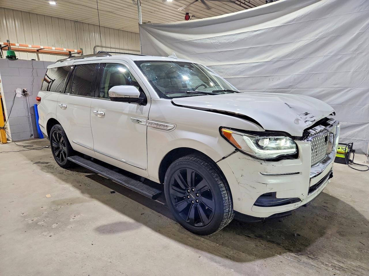 2023 LINCOLN NAVIGATOR
